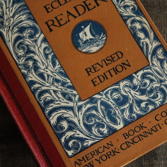 Vintage 1920s Book, "McGuffey's Third Eclectic Reader", Revised Edition American - Picture 3 of 13